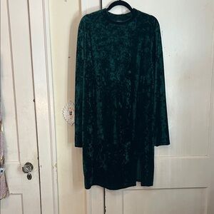 Forever 21 Deep Green Velvet Dress